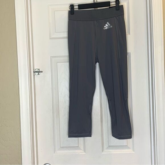 Adidas Techfit 3/4 Length Tight Leggings Size Medium - Picture 2 of 11